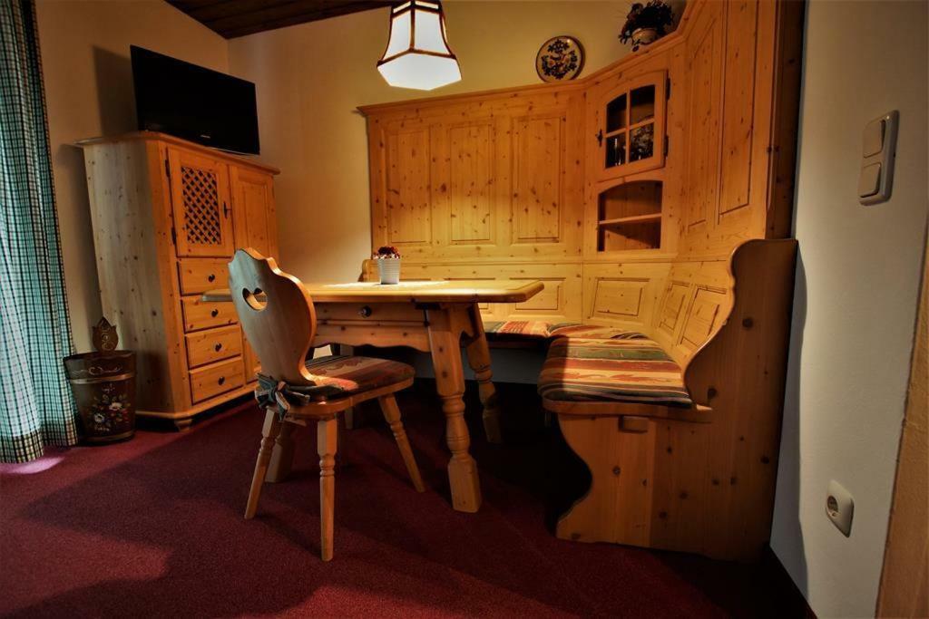 Ferienhaus Waldwinkl 호텔 그라이나우 객실 사진